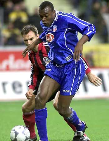 球員還是教 球員還是教